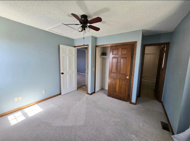 Building Photo - 1470 S Quebec Way