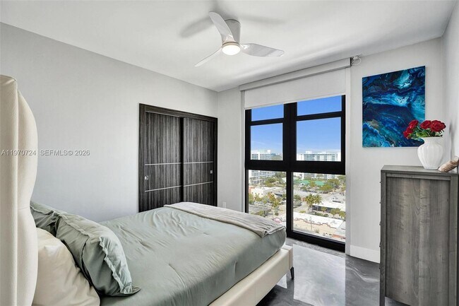 Building Photo - 3031 N Ocean Blvd