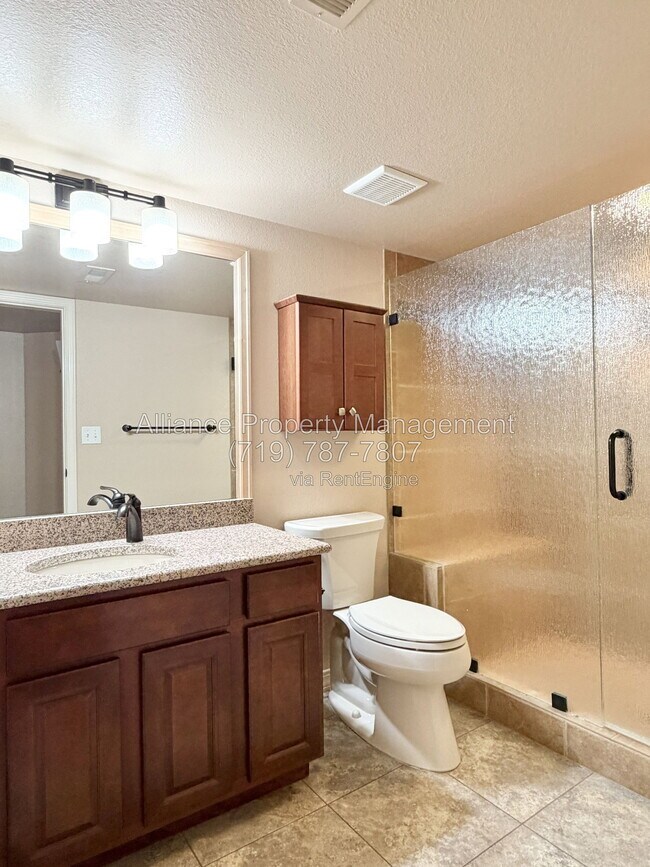Building Photo - 1755 Smoke Ridge Dr