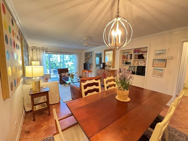 Building Photo - 5505 N Ocean Blvd