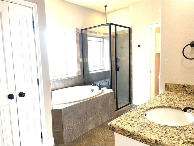 Building Photo - 4106 Rocky Mountain Ct