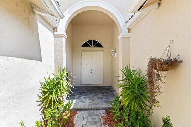 Building Photo - 1441 Cardinal Way