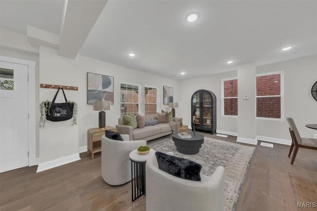 Building Photo - 6815 Wise Ave