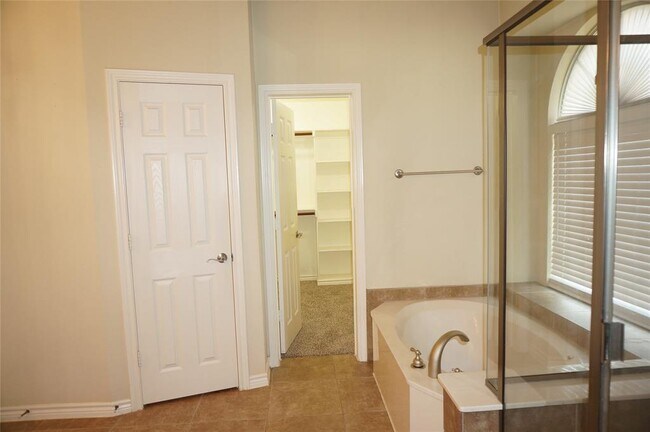 Building Photo - 11457 Gatesville Dr