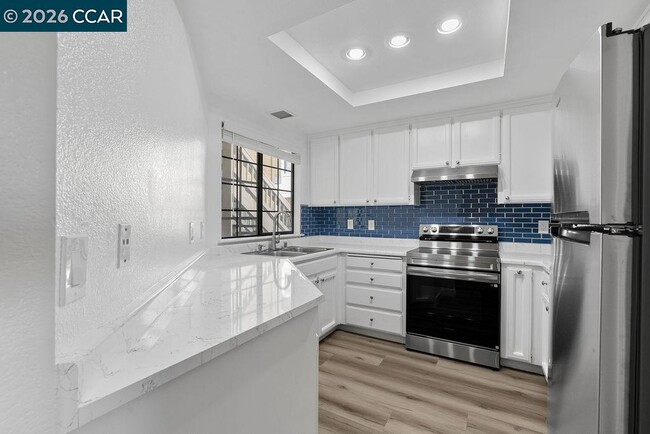 Building Photo - 109 Devonwood