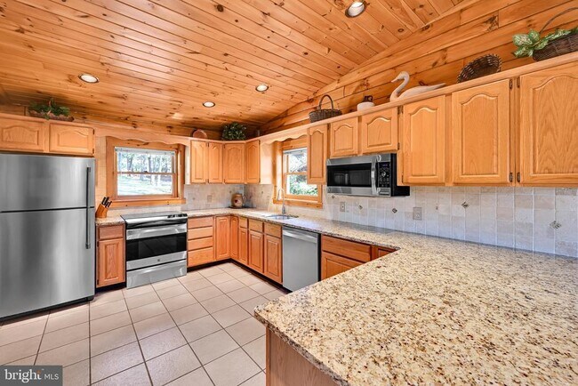 Building Photo - 1506 Wynonah Dr