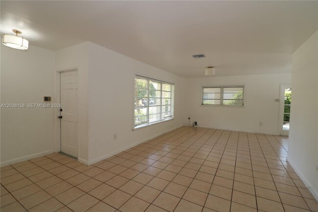 Building Photo - 8025 SW 62nd Pl