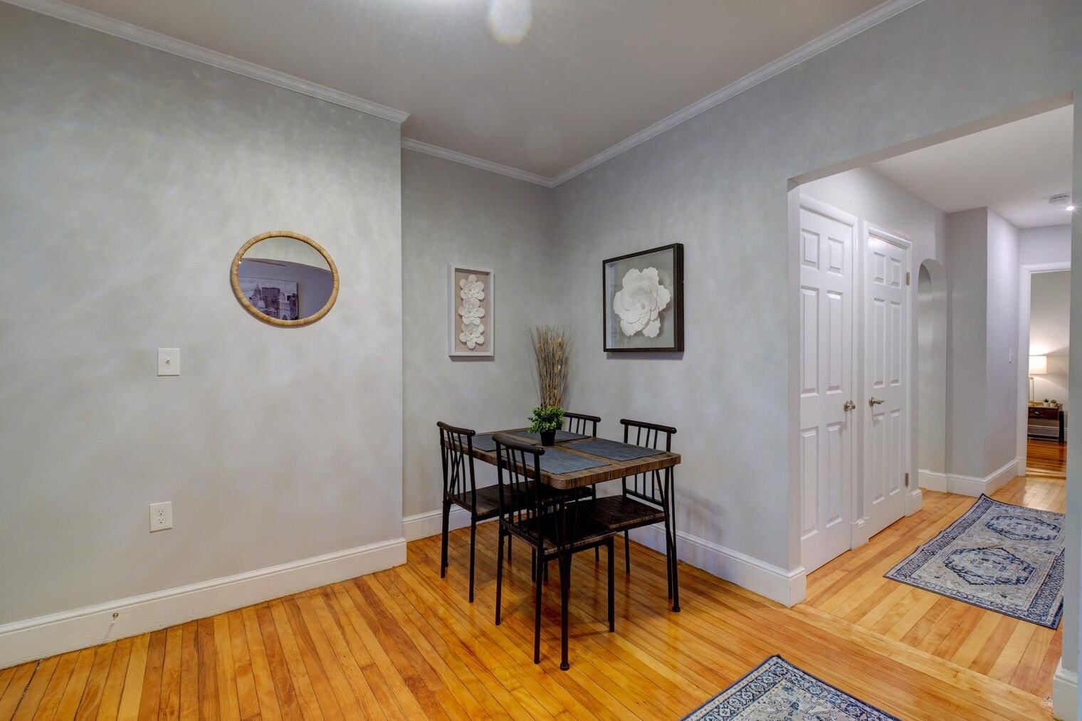 Building Photo - 94 Esmond St