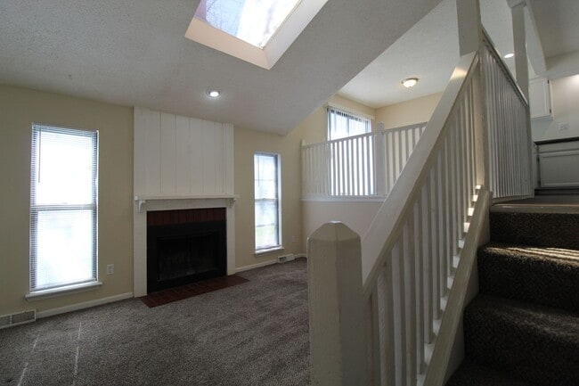 Building Photo - April FREE On This Fully Remodeled 2 Bedroom 1.5 Bath Duplex In Olathe