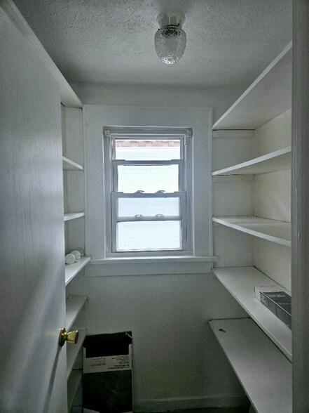 Building Photo - 23 Union St