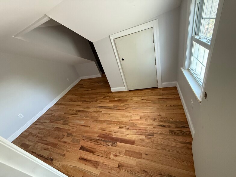 Bedroom 3 - 51 N Maple Ave