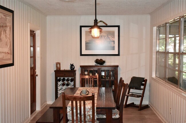 Building Photo - 4624 Verone St