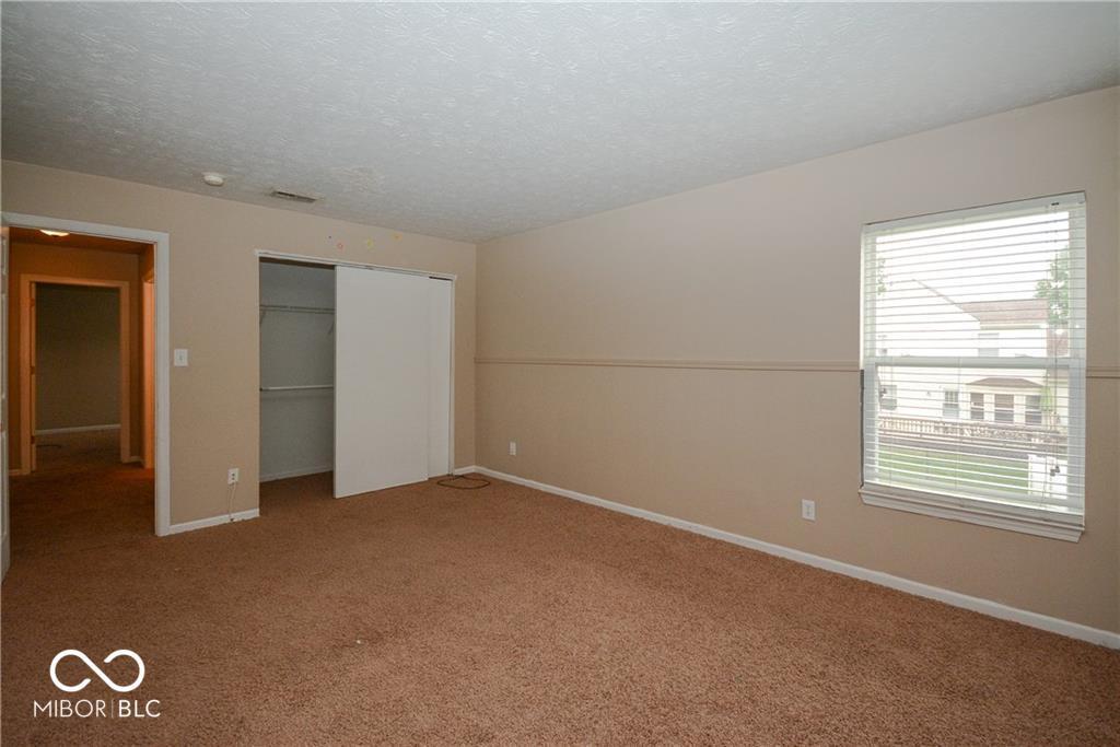 2nd bedroom - 4327 Mahogany Dr
