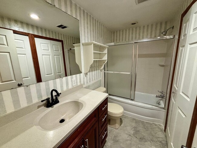 Building Photo - Italian Estates Property Management