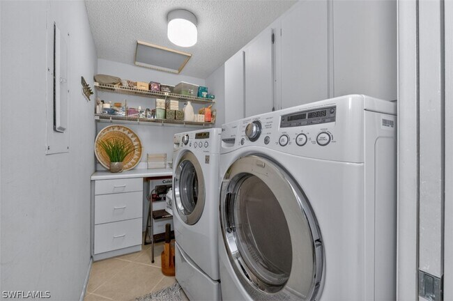 Building Photo - 3300 Binnacle Dr