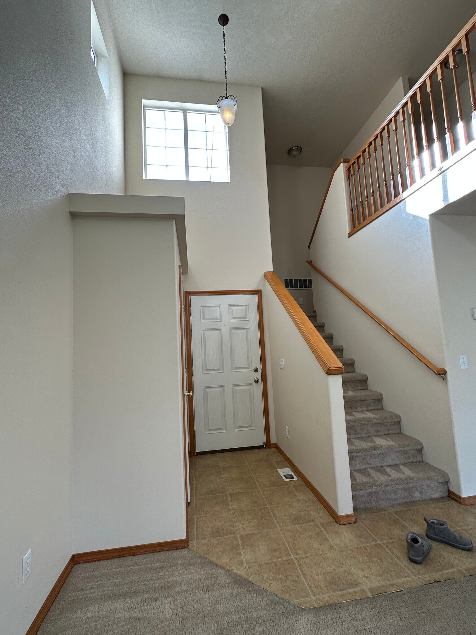 Building Photo - 1374 Kaleigh Ct