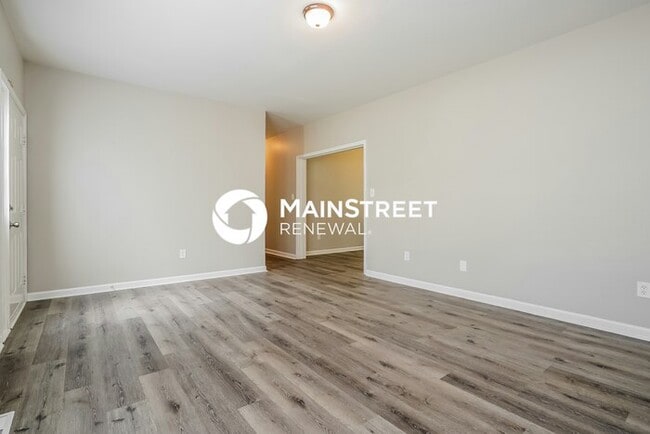 Building Photo - 4 Bedroom Pet-Friendly Home in Durham, NC with Main Street Renewal