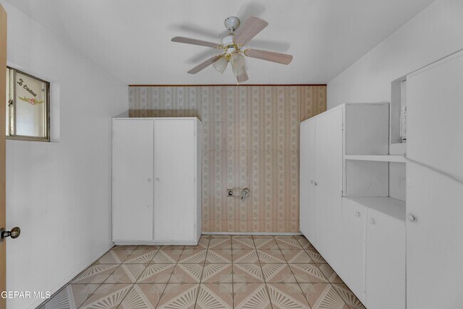 Building Photo - 252 Trinity Pl