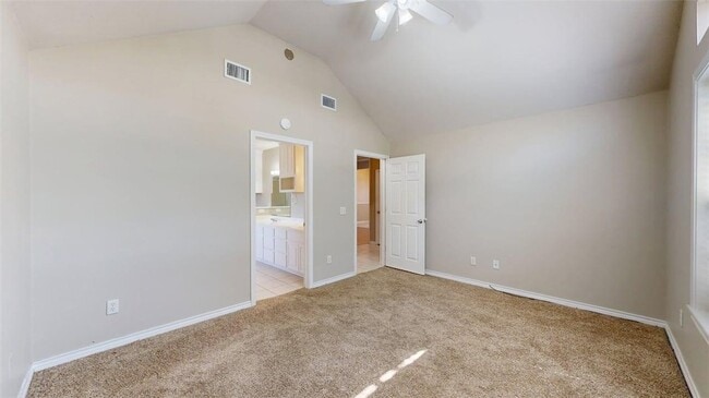 Building Photo - 235 Stuttgart Cir