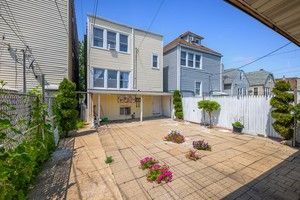 Building Photo - 1229 50th Ct