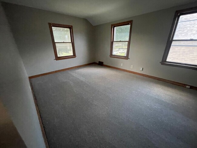 Primary Photo - 3712-3714 N 51st Blvd. (Duplex)