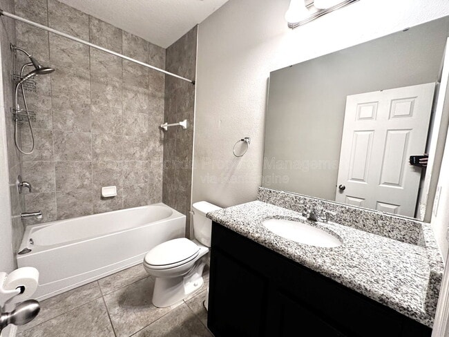 Building Photo - 1453 River Rock Ct