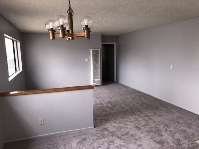 Building Photo - 257TH