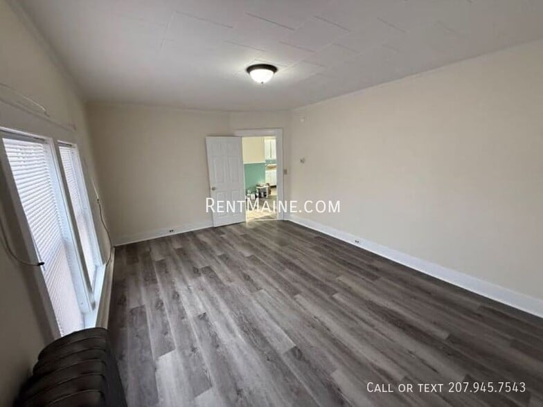 Building Photo - 55 Union St