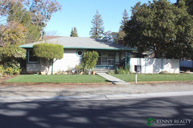 Building Photo - Corner Lot Single Family Home