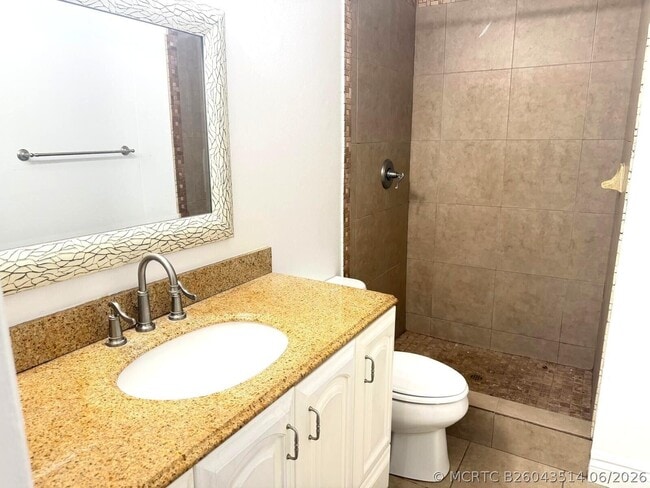 Building Photo - 3808 Inlet Cir