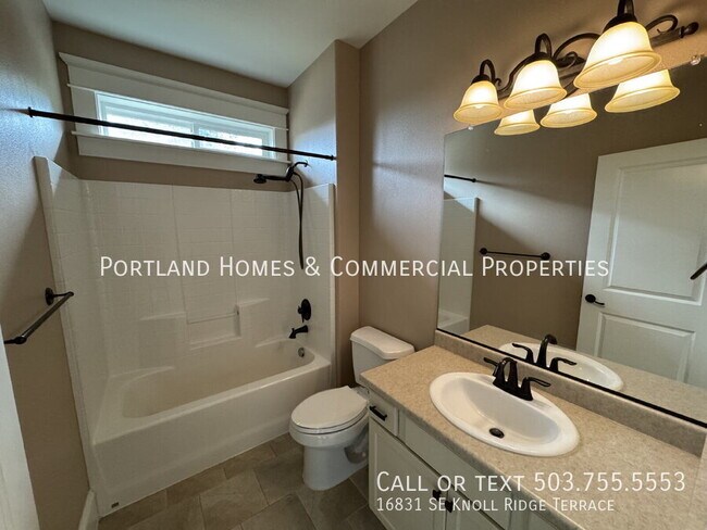 Building Photo - 16831 SE Knoll Ridge Terrace