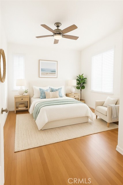 Building Photo - 1527 E 3rd St