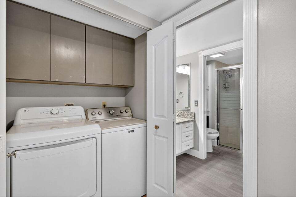 Building Photo - 503 Andover Ct