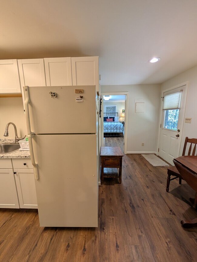 Building Photo - Furnished Montreat Basement Apartment! - U...