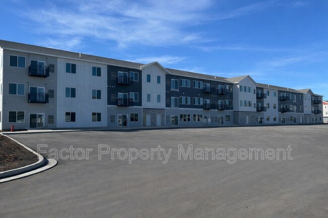 Building Photo - 2085 Carlson Dr