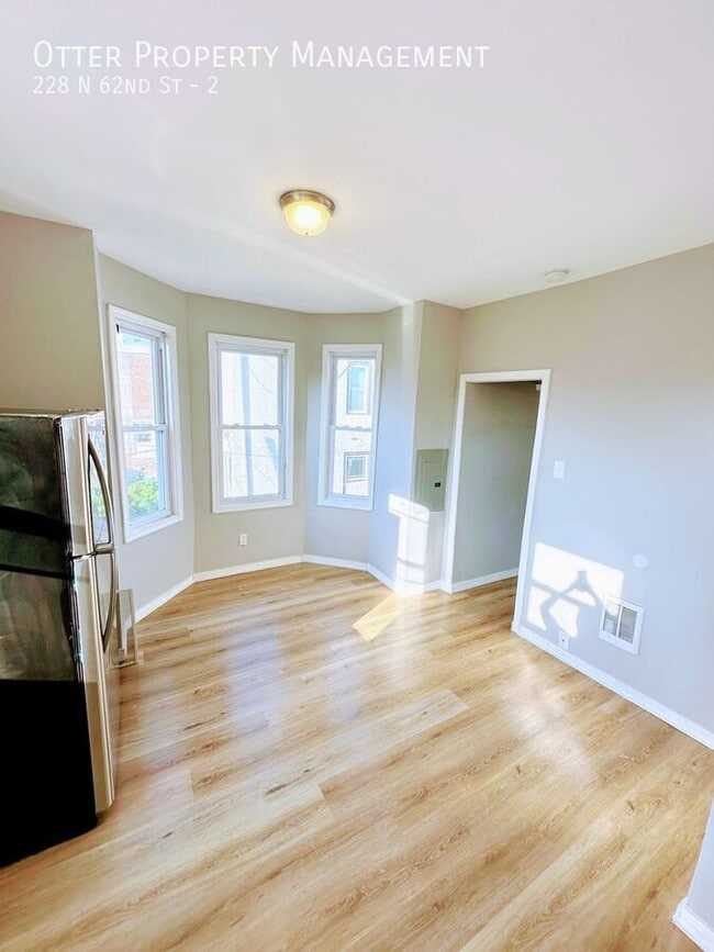 Building Photo - 228 N 62nd St