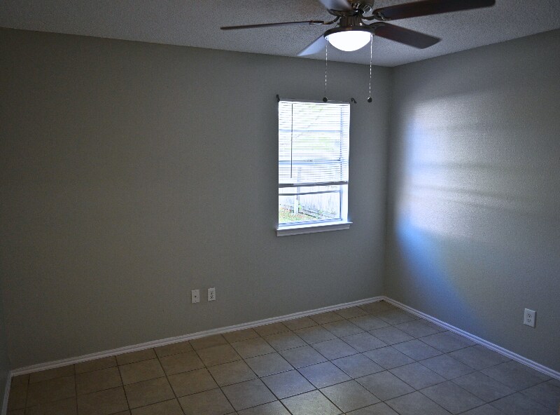 Building Photo - 3138 Smoke Creek