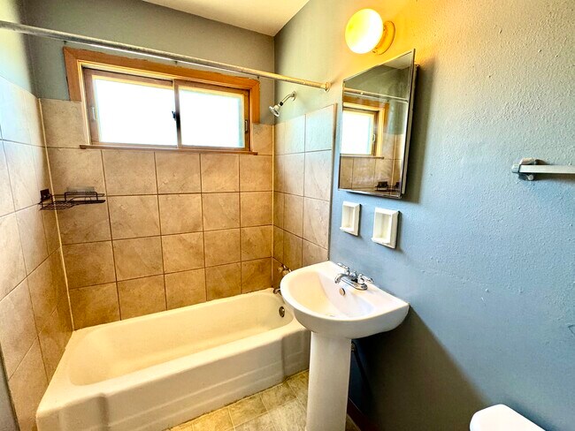 Bathroom - 3339 S 60th St