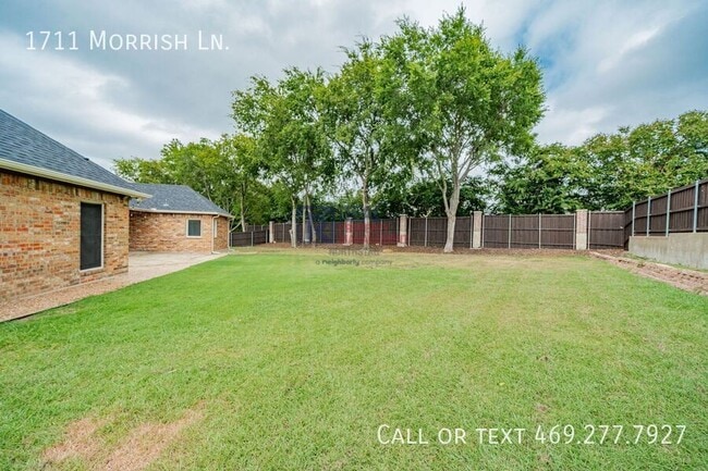 Building Photo - 1711 Morrish Ln