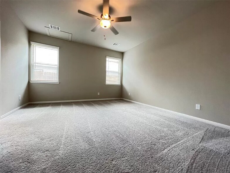 Building Photo - 7950 Fijian Cypress Dr