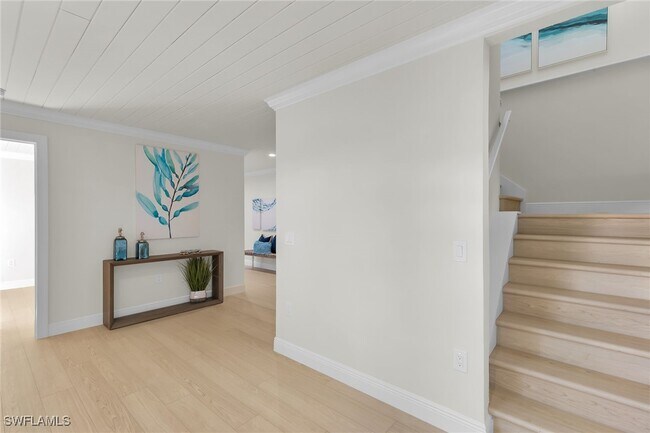 Building Photo - 50 N Sunset St