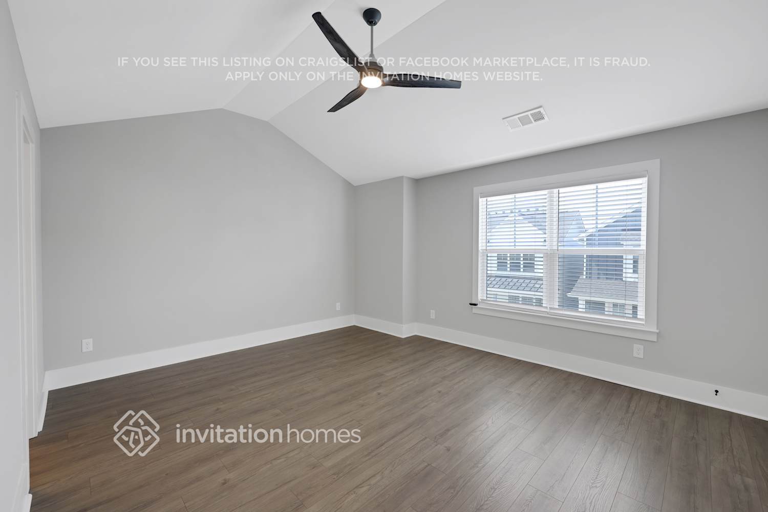 Building Photo - 258 Founders Ln