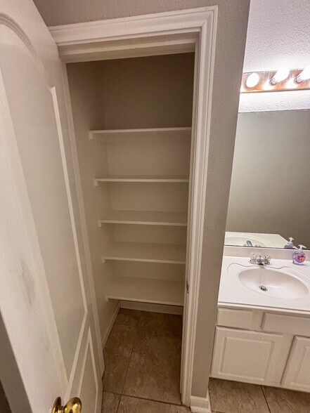 Shared Bathroom Closet - 521 Small Cedar Dr