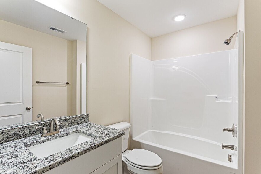 Building Photo - 1624 MacIntosh Dr., Unit 1624