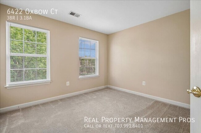 Building Photo - 6422 Oxbow Ct