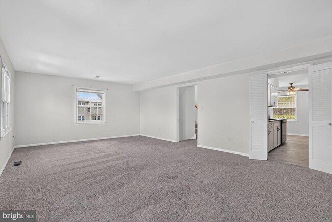 Building Photo - 9457 Jenerio Ct