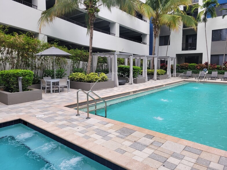 Building Photo - 4395 NW 81st Ct