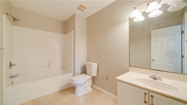 Building Photo - 8130 Fountain Mist Blvd