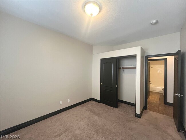 Building Photo - 1667 Tangerine Rose Dr