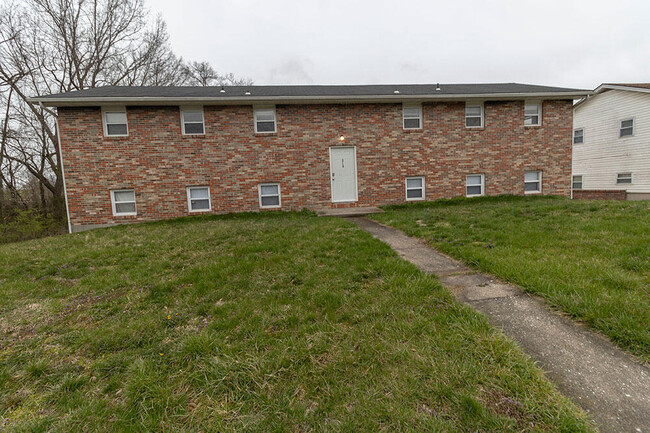 Building Photo - 3710 Weymeyer Dr